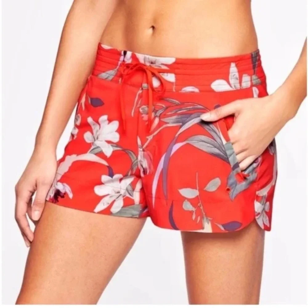 Athleta Women's Printed Hudson‎ Floral Boardshorts Red Sz 8